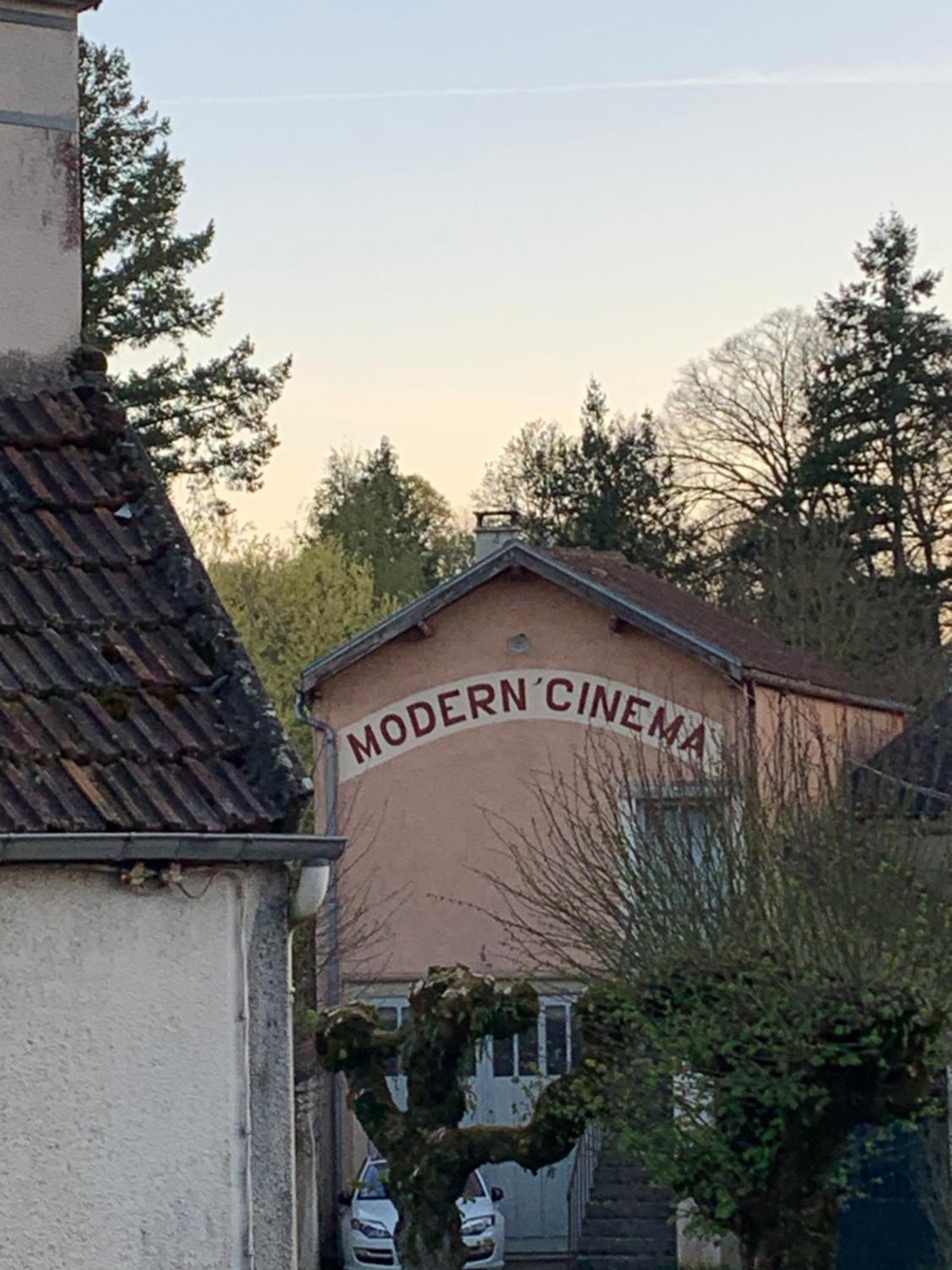 La Victoire De Noyers-sur-Serein