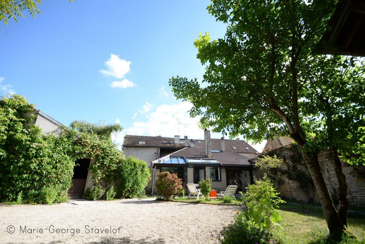 La Victoire De * Noyers-sur-Serein